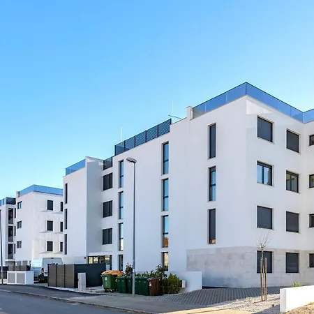 Modern Mediterranean Luxury Apartament